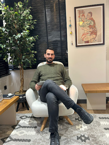 İbrahim Yalçın Hakkında Bilgi